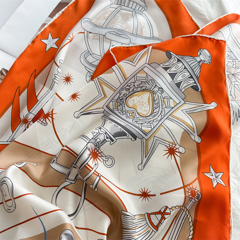 Luxury Brand Scarf Large Silk  - Travel Accessories Pouch avaliação e preço