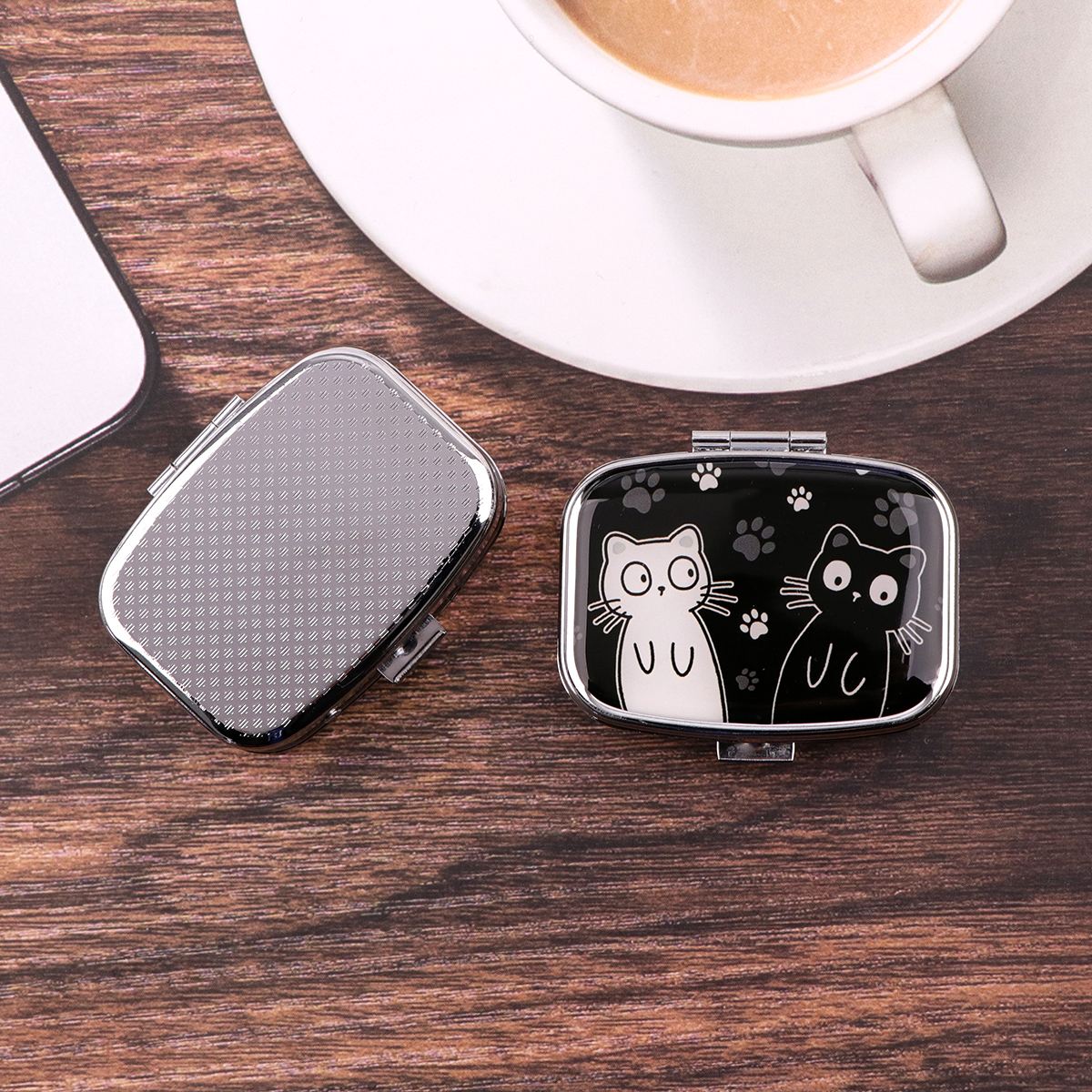 Cartoon Black And White Cat Tr - Travel Accessories Case avaliação e preço